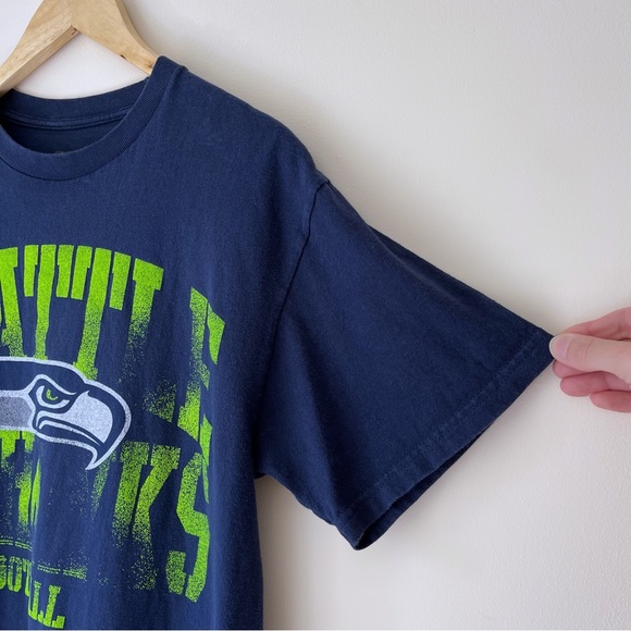 NFL Seattle Seahawk’s Football T-shirt, Size Medium - Picture 3 of 6